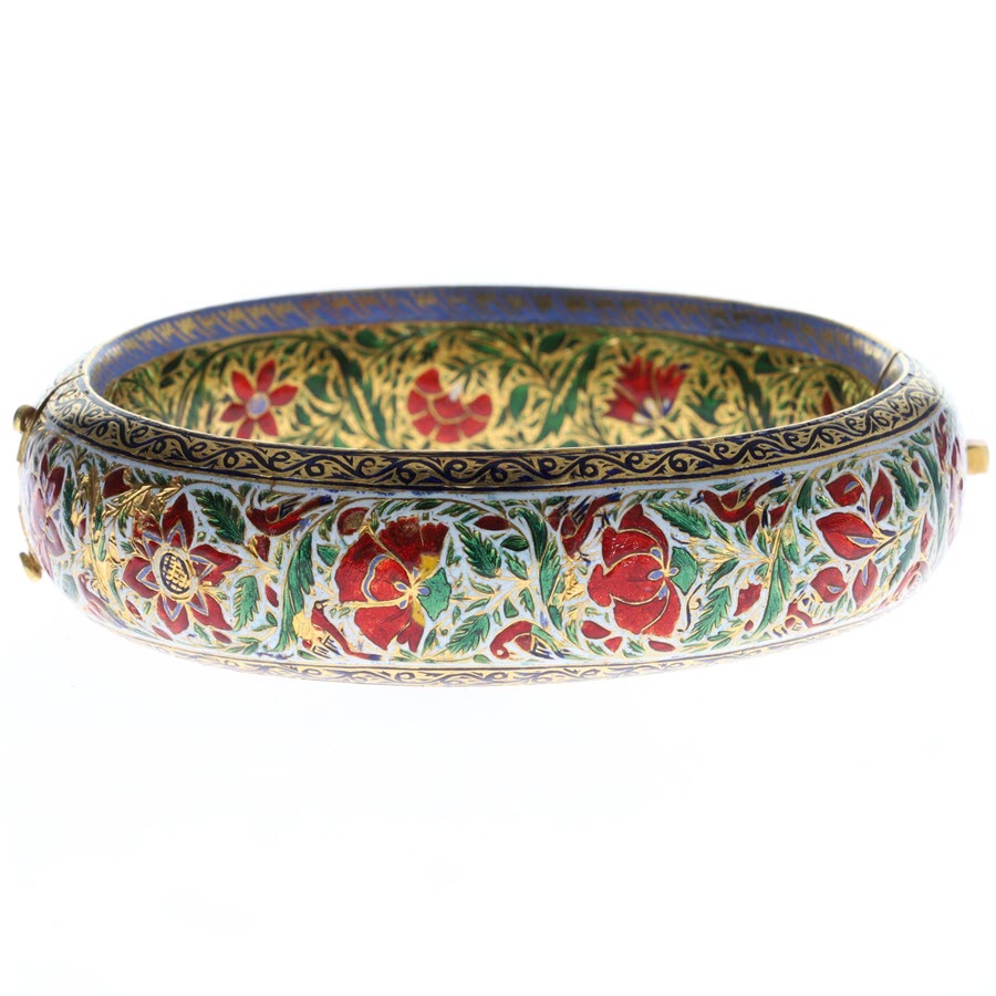 A gold bangle