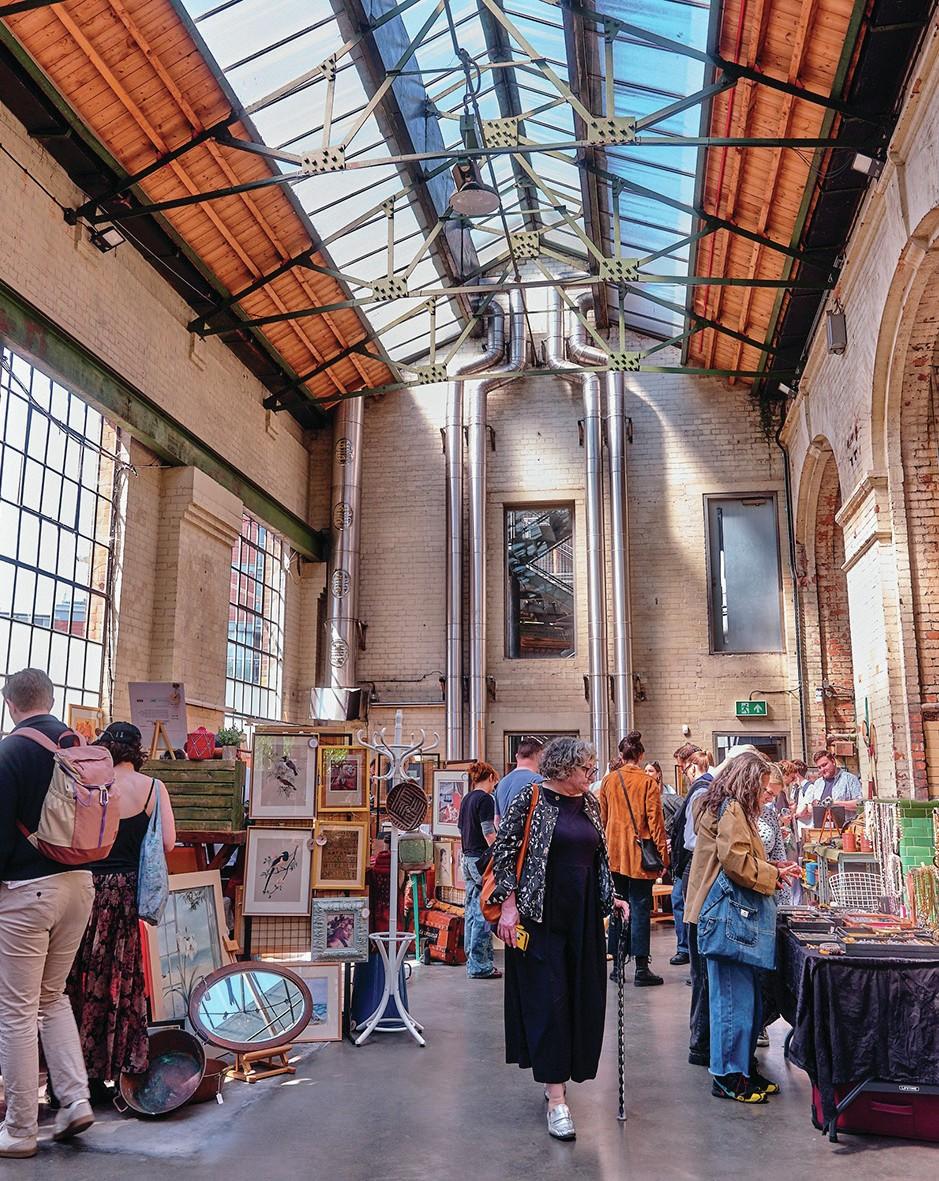 Go East Vintage flea market