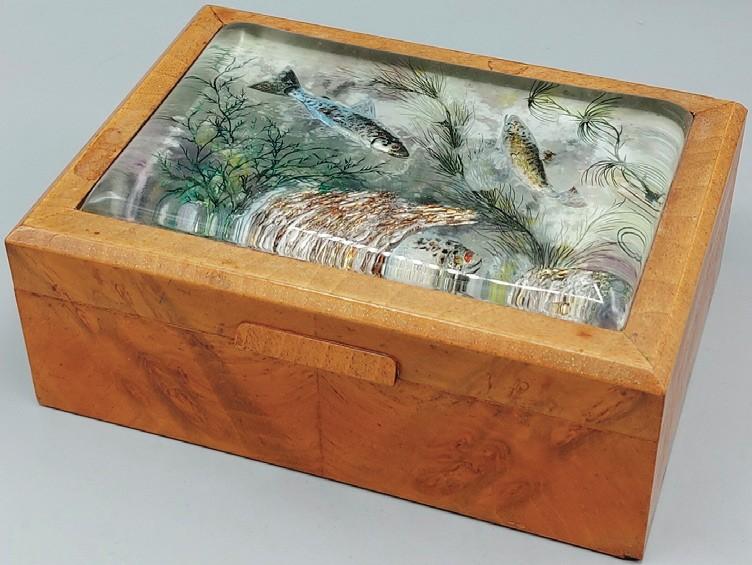 Alfred Dunhill Aquarium cigarette box