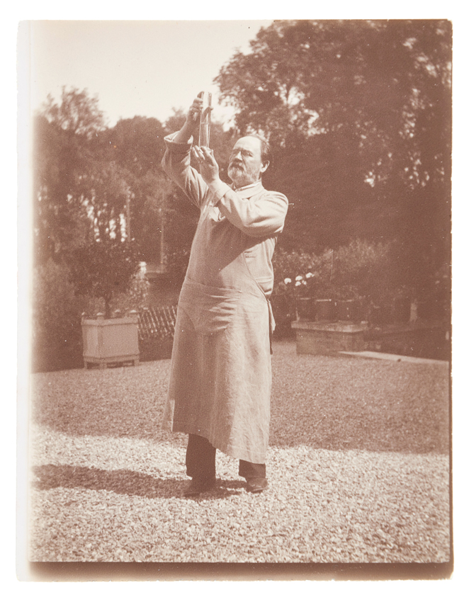 Emile Zola photograph