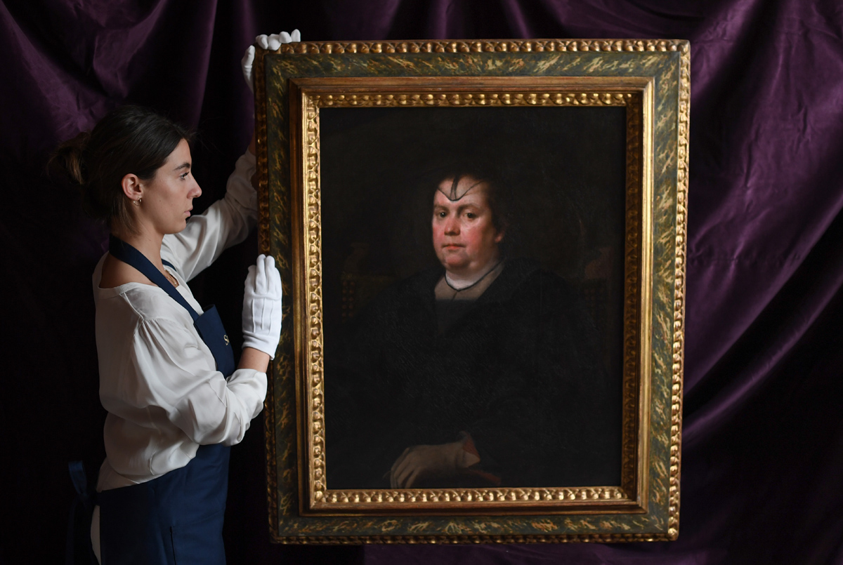 Velazquez, Portrait of Olimpia Maidalchini Pamphil.jpg
