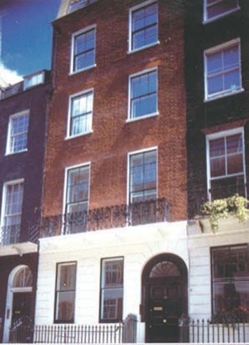 Dix Noonan Webb London