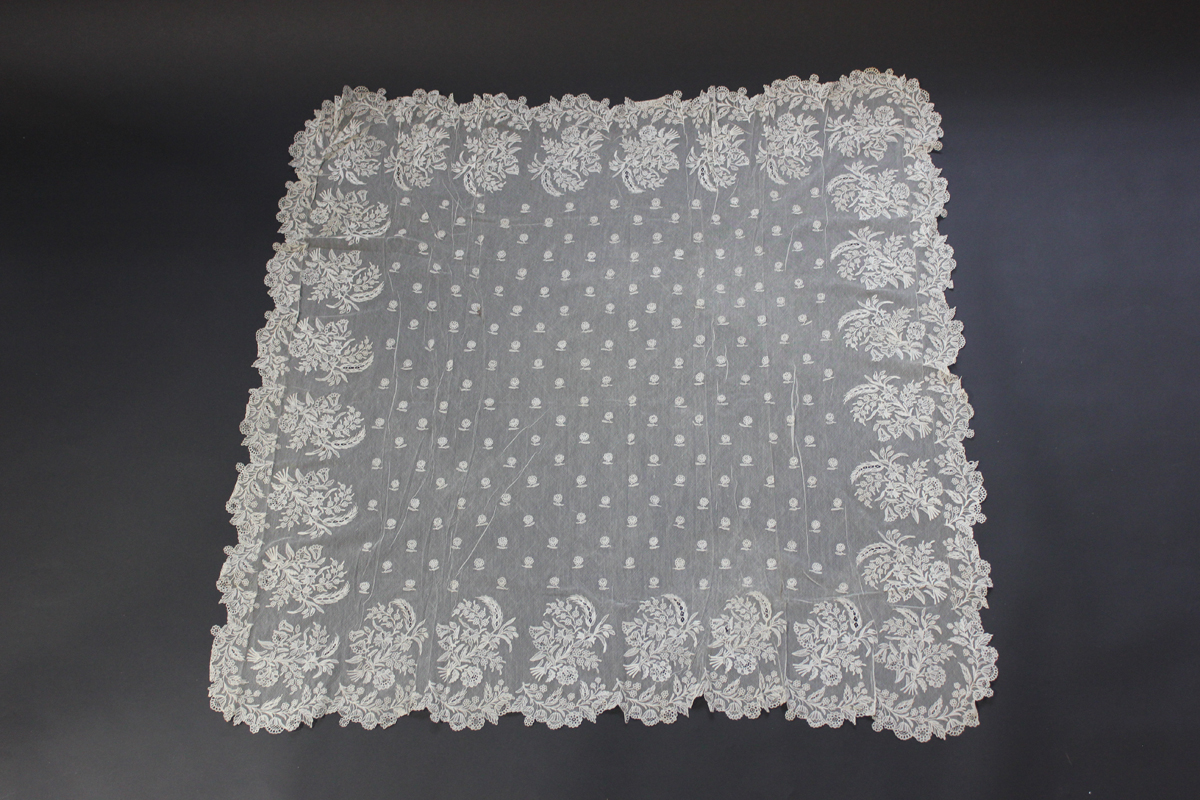 Brussels Point de Gaze bridal veil 